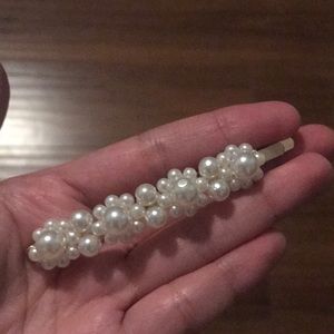 NEW | Faux Pearl Hair Clip
